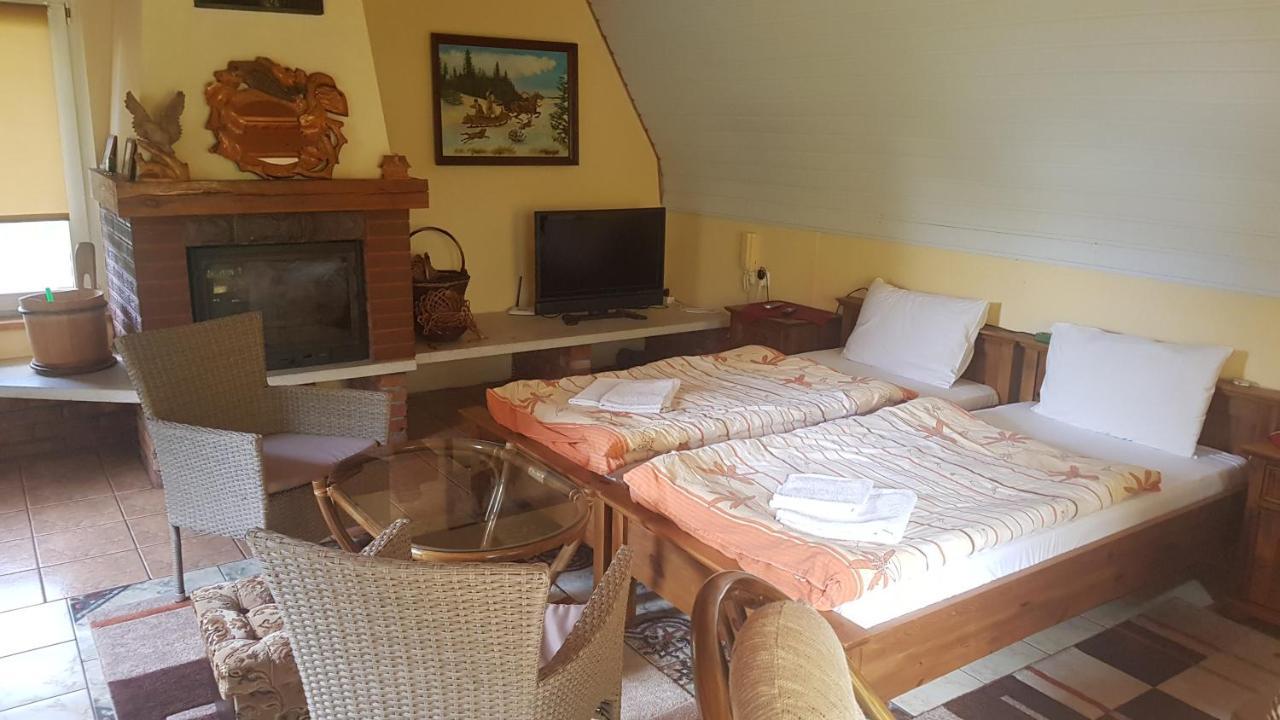 Karczma Na Woli Hotel Bilgoraj Ngoại thất bức ảnh