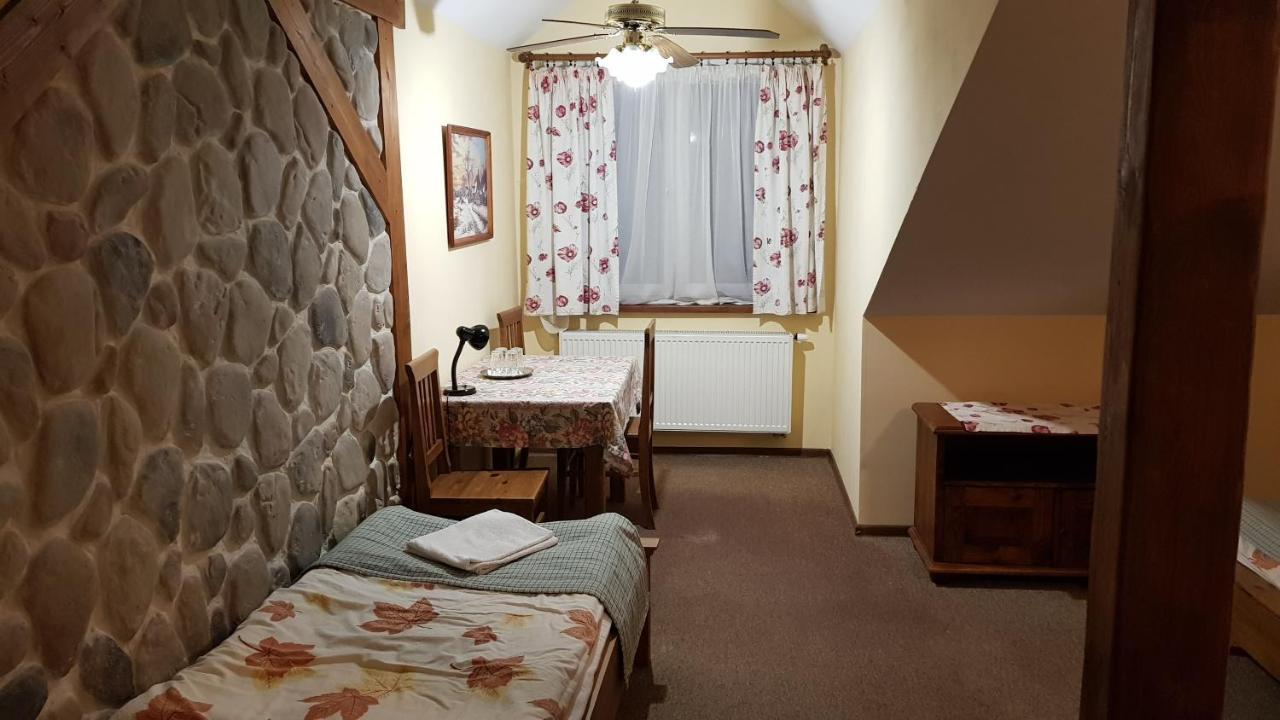 Karczma Na Woli Hotel Bilgoraj Ngoại thất bức ảnh