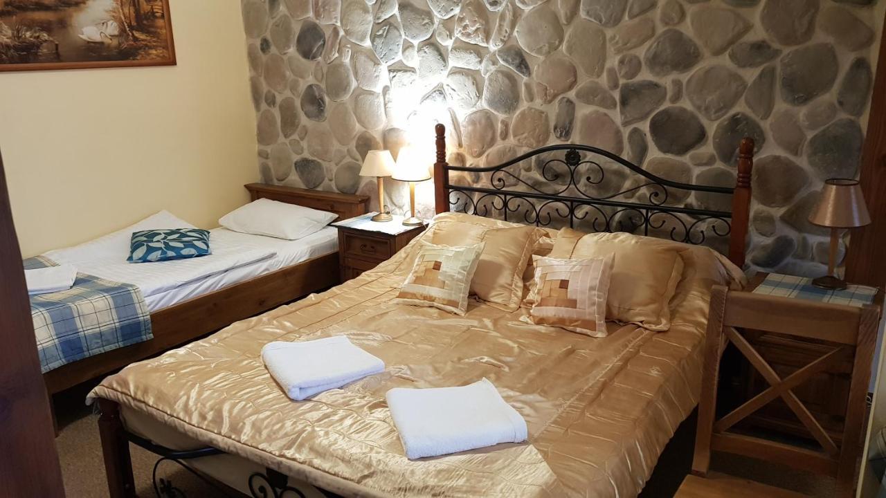 Karczma Na Woli Hotel Bilgoraj Ngoại thất bức ảnh