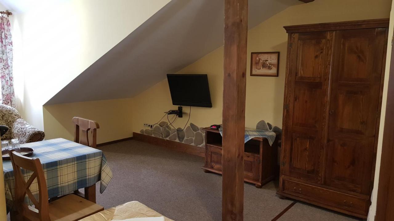 Karczma Na Woli Hotel Bilgoraj Ngoại thất bức ảnh